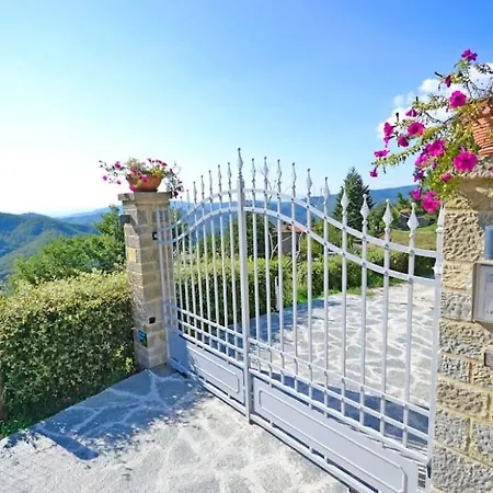 Adatti Sleeps 6 Pool Wifi Piegaio